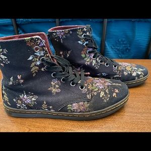 Dr. Marten Floral Canvas Combat Boots size 8